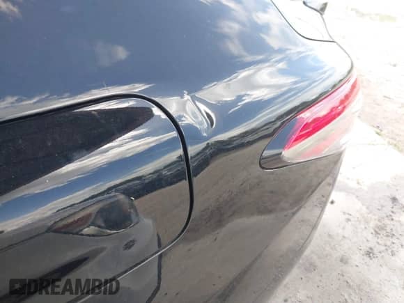 2019 Toyota Camry LE с VIN 4T1B11HKXKU217662, выставлен на аукционе IAAI как лот 42639751 с пробегом 208 492 миль миль и . История ставок и продаж доступна на DreamBid. Изображение 6.