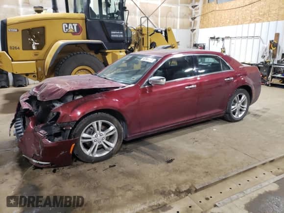 2019 Chrysler 300 Limited с VIN 2C3CCAKGXKH706125, выставлен на аукционе Copart как лот 62964775 с пробегом 79 234 миль миль и Списание • Salvage title. История ставок и продаж доступна на DreamBid. Изображение 1.