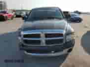 2005 Dodge 1500 SLT z VIN 1D7HA18N65S210786, wystawiony jako Copart lot #67089554 z przebiegiem 293 668 mil mil oraz Szkoda całkowita • Salvage title. Historia ofert i sprzedaży dostępna na DreamBid. Obrazek 5.