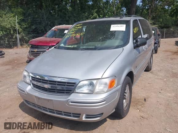 2002 Chevrolet Venture Warner Bros 1SE with VIN 1GNDX13E32D244545, listed as a IAAI auction lot 42994305 with 105,194 mi miles and . Bid and sale history available at DreamBid. Image 17.