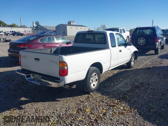 2003 Toyota Tacoma с VIN 5TEVL52N33Z227822, выставлен на аукционе IAAI как лот 43506827 с пробегом 230 709 миль миль и . История ставок и продаж доступна на DreamBid. Изображение 4.