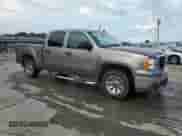 2007 GMC Sierra 1500 SLE1 z VIN 3GTEC13C27G548919, wystawiony jako Copart lot #68537535 z przebiegiem 211 767 mil mil oraz Szkoda całkowita • Salvage title. Historia ofert i sprzedaży dostępna na DreamBid. Obrazek 4.
