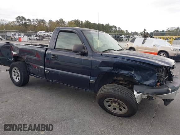 2005 Chevrolet Silverado 1500 Work Truck with VIN 1GCEC14Z05Z249610, listed as a IAAI auction lot 41805963 with 263,900 mi miles and . Bid and sale history available at DreamBid. Image 6.