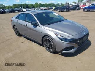 2023 Hyundai Elantra N Line z VIN KMHLR4AF4PU590716, wystawiony jako IAAI lot #43082912 z przebiegiem 25 191 mil mil oraz . Historia ofert i sprzedaży dostępna na DreamBid. Obrazek 1.