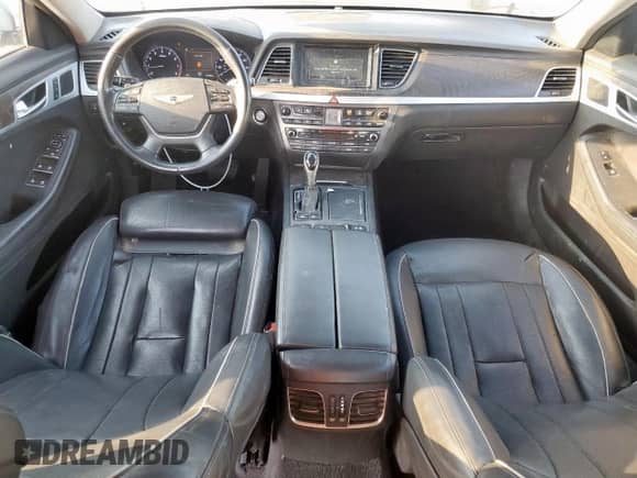 2015 Hyundai Genesis 5.0L с VIN KMHGN4JF3FU052472, выставлен на аукционе Copart как лот 68413195 с пробегом 187 003 миль миль и Чистый • Clean title. История ставок и продаж доступна на DreamBid. Изображение 8.