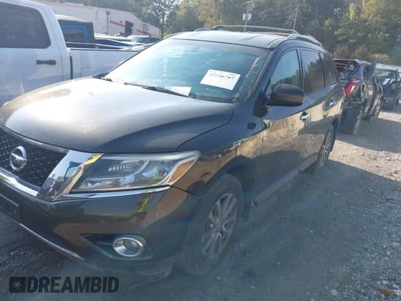 2015 Nissan Pathfinder Platinum with VIN 5N1AR2MM5FC693105, listed as a IAAI auction lot 43246707 with 148,803 mi miles and . Bid and sale history available at DreamBid. Image 2.