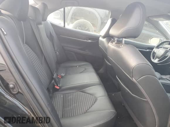 2021 Toyota Camry SE Nightshade z VIN 4T1G11AKXMU433871, wystawiony jako Copart lot #72013235 z przebiegiem 121 192 mil mil oraz Szkoda całkowita • Salvage title. Historia ofert i sprzedaży dostępna na DreamBid. Obrazek 10.