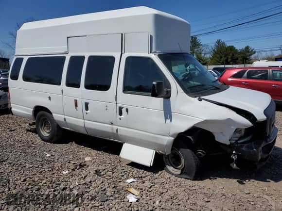 2009 Ford Econoline Cargo Commercial with VIN 1FTSS34L79DA30336, listed as a Copart auction lot 53173985 with 59,253 mi miles and Salvage title. Bid and sale history available at DreamBid. Image 4.