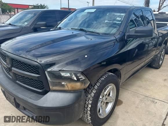 2019 Ram 1500 Tradesman with VIN 1C6RR6FT4KS525689, listed as a Copart auction lot 70046195 with 149,142 mi miles and Clean title. Bid and sale history available at DreamBid. Image 2.