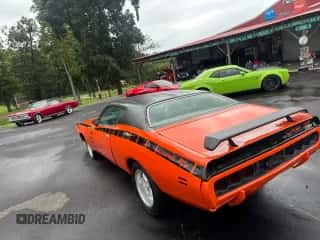 1971 Dodge Charger with VIN WP23L1C234775, listed as a Copart auction lot 67679125 with 85,884 mi miles and Clean title. Bid and sale history available at DreamBid. Image 3.