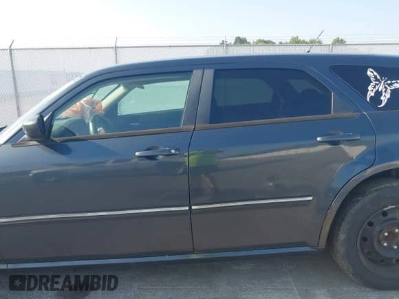 2008 Dodge Magnum with VIN 2D4FV47T78H238912, listed as a IAAI auction lot 42978862 with 163,465 mi miles and . Bid and sale history available at DreamBid. Image 15.