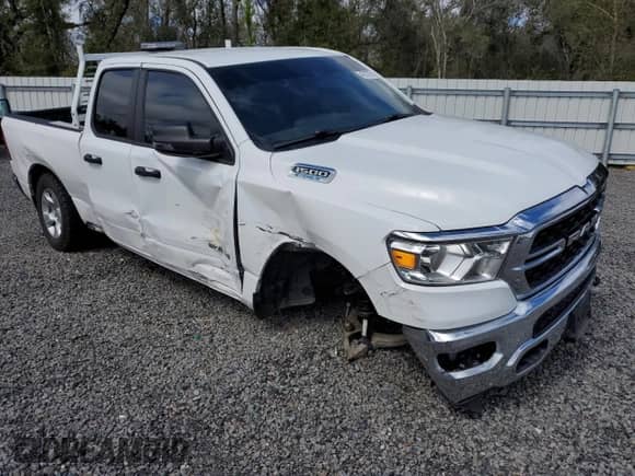 2024 Ram 1500 Big Horn with VIN 1C6RRFBG6RN136764, listed as a Copart auction lot 46707765 with 20,976 mi miles and Salvage title. Bid and sale history available at DreamBid. Image 4.