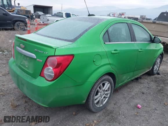 2015 Chevrolet Sonic LT с VIN 1G1JC5SB6F4130270, выставлен на аукционе IAAI как лот 38181624 с пробегом 68 889 миль миль и . История ставок и продаж доступна на DreamBid. Изображение 4.