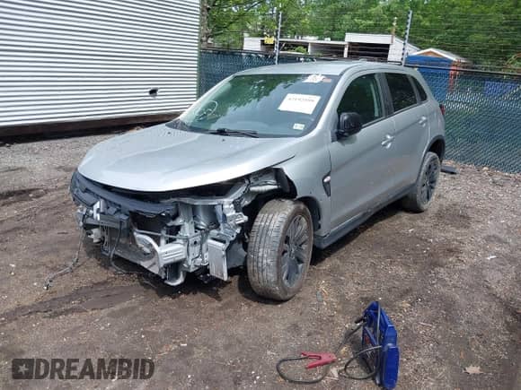 2023 Mitsubishi Outlander ES z VIN JA4ARUAU8PU002854, wystawiony jako IAAI lot #42192599 z przebiegiem 79 208 mil mil oraz . Historia ofert i sprzedaży dostępna na DreamBid. Obrazek 18.