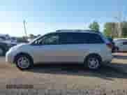 2005 Toyota Sienna LE with VIN 5TDBA23C15S044763, listed as a IAAI auction lot 43232791 with 142,034 mi miles and . Bid and sale history available at DreamBid. Image 14.