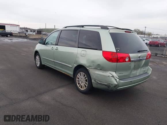 2008 Toyota Sienna XLE с VIN 5TDBK22C98S019421, выставлен на аукционе IAAI как лот 42037261 с пробегом 193 589 миль миль и . История ставок и продаж доступна на DreamBid. Изображение 3.