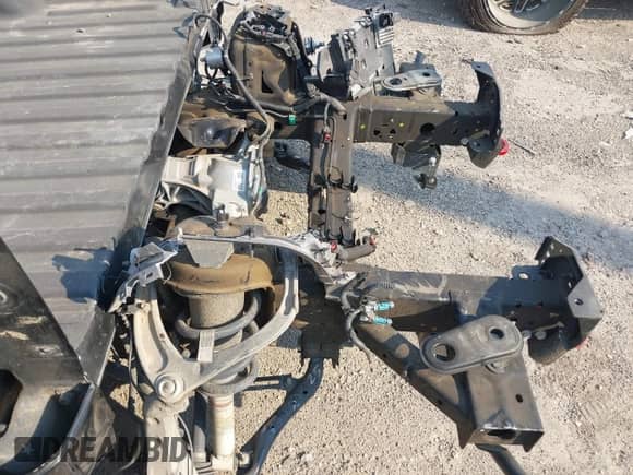 2021 Chevrolet Silverado 1500 LT Trail Boss z VIN 3GCPYFEL7MG112695, wystawiony jako IAAI lot #43249542 z przebiegiem Nie podano mil oraz . Historia ofert i sprzedaży dostępna na DreamBid. Obrazek 14.