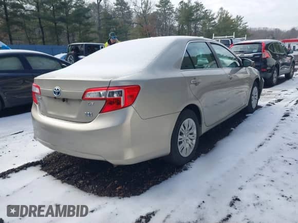 2013 Toyota Camry LE z VIN 4T1BD1FK6DU095847, wystawiony jako IAAI lot #41456690 z przebiegiem 72 984 mil mil oraz . Historia ofert i sprzedaży dostępna na DreamBid. Obrazek 4.