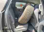 2009 Chevrolet Traverse LS z VIN 1GNEV13D69S162574, wystawiony jako Copart lot #62052225 z przebiegiem 175 811 mil mil oraz Czysty tytuł • Clean title. Historia ofert i sprzedaży dostępna na DreamBid. Obrazek 11.