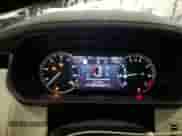 2023 Land Rover Discovery z VIN SALRT2EXXP2472519, wystawiony jako Copart lot #83755235 z przebiegiem 91 879 mil mil oraz Szkoda całkowita • Salvage title. Historia ofert i sprzedaży dostępna na DreamBid. Obrazek 9.