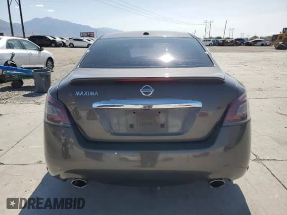 2014 Nissan Maxima SV z VIN 1N4AA5AP2EC430702, wystawiony jako Copart lot #81342975 z przebiegiem 101 413 mil mil oraz Szkoda całkowita • Salvage title. Historia ofert i sprzedaży dostępna na DreamBid. Obrazek 6.