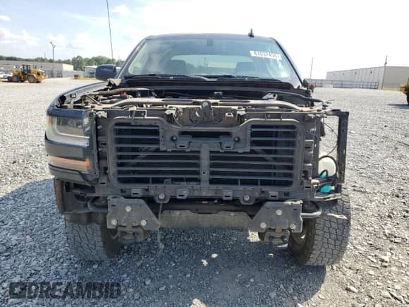 2017 Chevrolet Silverado 1500 LT z VIN 3GCUKREC1HG258005, wystawiony jako Copart lot #81037455 z przebiegiem 144 130 mil mil oraz Szkoda całkowita • Salvage title. Historia ofert i sprzedaży dostępna na DreamBid. Obrazek 5.