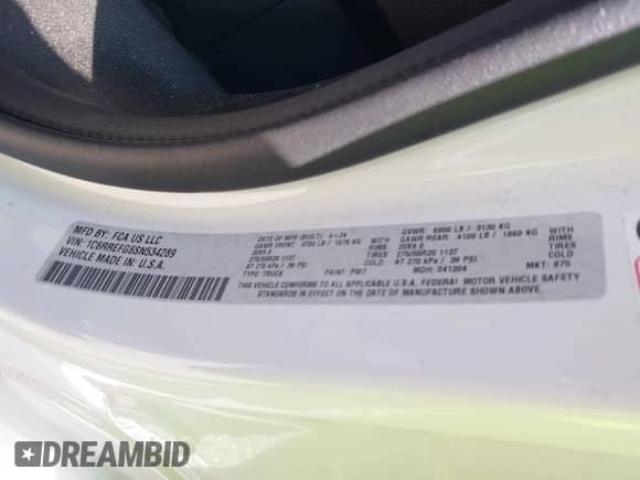 2025 Ram 1500 Big Horn z VIN 1C6RREFG6SN534289, wystawiony jako IAAI lot #41965903 z przebiegiem 11 349 mil mil oraz . Historia ofert i sprzedaży dostępna na DreamBid. Obrazek 9.