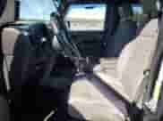 2007 Jeep Wrangler Unlimited Sahara z VIN 1J4GA591X7L147255, wystawiony jako Copart lot #82341025 z przebiegiem 189 755 mil mil oraz Czysty tytuł • Clean title. Historia ofert i sprzedaży dostępna na DreamBid. Obrazek 7.