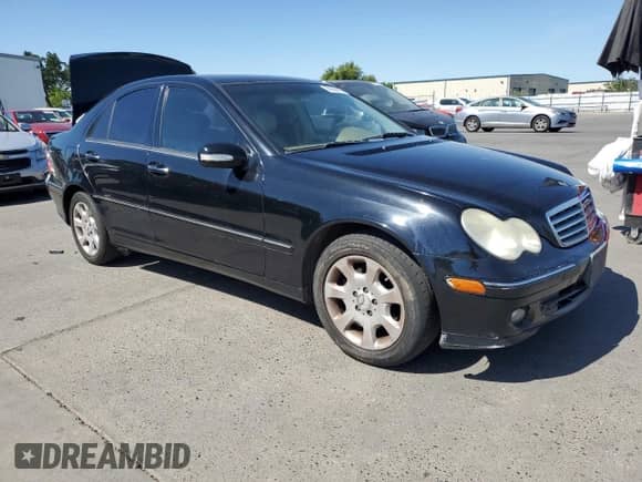 2006 Mercedes-Benz C 280 Luxury с VIN WDBRF54H16A867749, выставлен на аукционе Copart как лот 56594585 с пробегом 227 397 миль миль и Списание • Salvage title. История ставок и продаж доступна на DreamBid. Изображение 4.