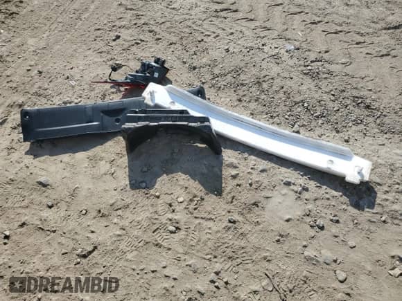 2017 Lexus IS 200t z VIN JTHBA1D25H5047013, wystawiony jako Copart lot #84988005 z przebiegiem 172 598 mil mil oraz Szkoda całkowita • Salvage title. Historia ofert i sprzedaży dostępna na DreamBid. Obrazek 12.