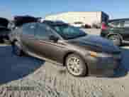 2020 Toyota Camry Hybrid XLE with VIN 4T1F31AK7LU525329, listed as a Copart auction lot 75832114 with 76,763 mi miles and Salvage title. Bid and sale history available at DreamBid. Image 4.