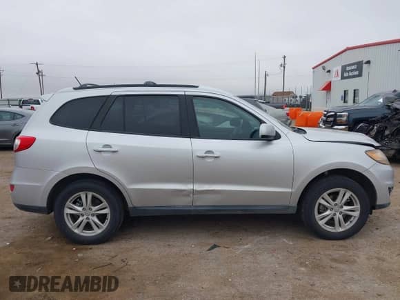 2011 Hyundai Santa Fe Limited with VIN 5XYZK4AG6BG047115, listed as a IAAI auction lot 42425551 with 97,804 mi miles and . Bid and sale history available at DreamBid. Image 13.