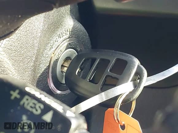 2014 Toyota Camry LE with VIN 4T1BF1FK6EU871972, listed as a IAAI auction lot 43285820 with 196,225 mi miles and . Bid and sale history available at DreamBid. Image 11.