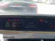 2015 Toyota Prius Two z VIN JTDZN3EU4FJ026285, wystawiony jako IAAI lot #42639485 z przebiegiem 448 367 mil mil oraz . Historia ofert i sprzedaży dostępna na DreamBid. Obrazek 7.