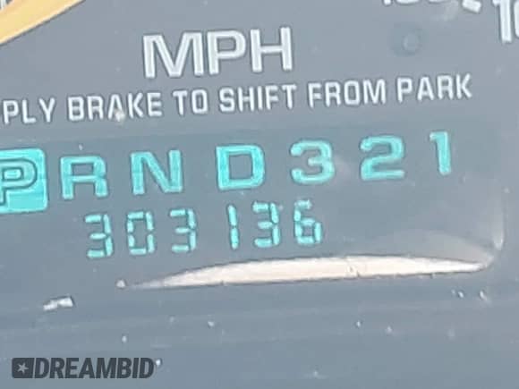 2000 Chevrolet Suburban LS with VIN 3GNEC16T0YG117077, listed as a IAAI auction lot 43236224 with 303,136 mi miles and . Bid and sale history available at DreamBid. Image 15.