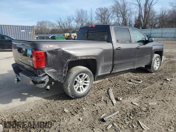 2014 Chevrolet Silverado 1500 LT with VIN 3GCUKREC1EG171166, listed as a Copart auction lot 46811205 with 94,495 mi miles and Clean title. Bid and sale history available at DreamBid. Image 3.