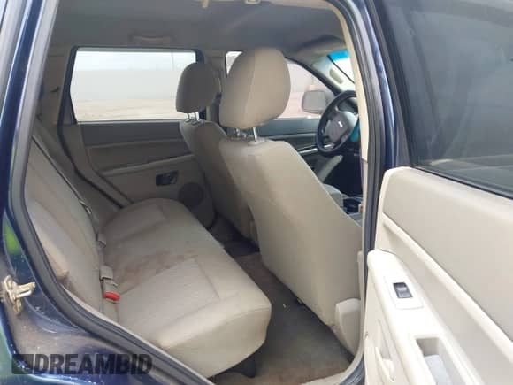 2005 Jeep Grand Cherokee Laredo with VIN 1J4HS48N45C640233, listed as a IAAI auction lot 42547998 with 278,042 mi miles and . Bid and sale history available at DreamBid. Image 8.