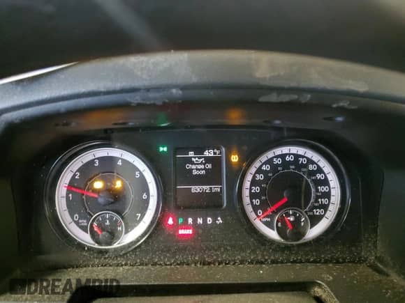 2020 Ram 1500 Tradesman z VIN 3C6JR6DT1LG194420, wystawiony jako Copart lot #87243584 z przebiegiem 63 072 mil mil oraz Szkoda całkowita • Salvage title. Historia ofert i sprzedaży dostępna na DreamBid. Obrazek 9.