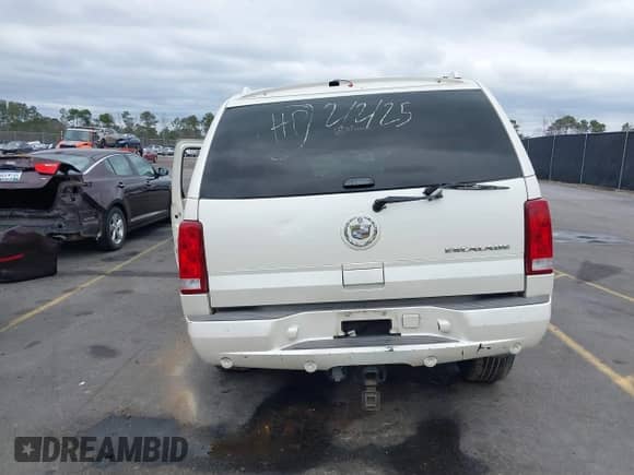 2006 Cadillac Escalade z VIN 1GYEC63N36R114841, wystawiony jako IAAI lot #41544271 z przebiegiem 297 596 mil mil oraz . Historia ofert i sprzedaży dostępna na DreamBid. Obrazek 16.