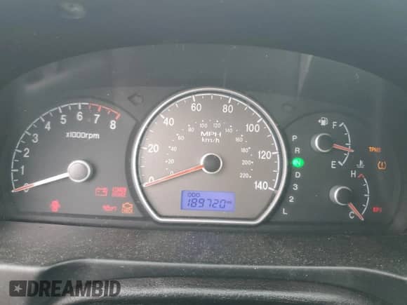 2008 Hyundai Elantra GLS с VIN KMHDU46D08U449122, выставлен на аукционе Copart как лот 81862295 с пробегом 189 720 миль миль и Чистый • Clean title. История ставок и продаж доступна на DreamBid. Изображение 9.