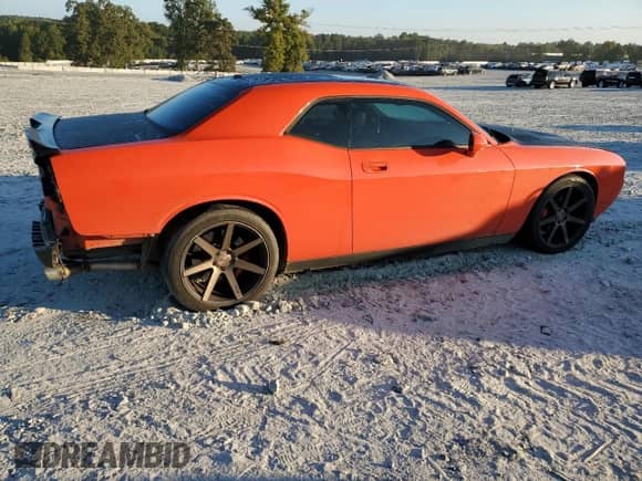 2008 Dodge Challenger SRT-8 z VIN 2B3LJ74WX8H302700, wystawiony jako Copart lot #80105315 z przebiegiem 157 491 mil mil oraz Szkoda całkowita • Salvage title. Historia ofert i sprzedaży dostępna na DreamBid. Obrazek 3.