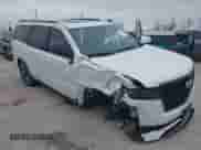 2023 Cadillac Escalade RWD Sport Platinum с VIN 1GYS3GKL1PR197390, выставлен на аукционе IAAI как лот 41590503 с пробегом 14 711 миль миль и . История ставок и продаж доступна на DreamBid. Изображение 6.