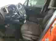 2017 Jeep Renegade Latitude с VIN ZACCJABBXHPF97985, выставлен на аукционе Copart как лот 68295615 с пробегом 119 398 миль миль и Списание • Salvage title. История ставок и продаж доступна на DreamBid. Изображение 7.