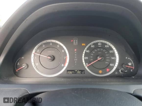 2010 Honda Accord LX z VIN 1HGCP2F33AA063029, wystawiony jako Copart lot #69650195 z przebiegiem 208 271 mil mil oraz Szkoda całkowita • Salvage title. Historia ofert i sprzedaży dostępna na DreamBid. Obrazek 9.