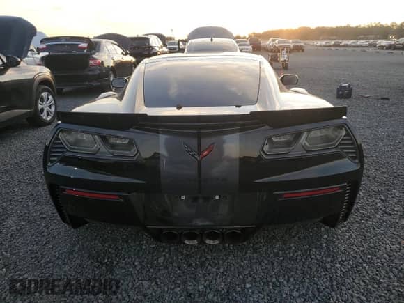 2015 Chevrolet Corvette Z06 2LZ с VIN 1G1YR2D64F5606585, выставлен на аукционе Copart как лот 76243904 с пробегом Не указан миль и Списание • Salvage title. История ставок и продаж доступна на DreamBid. Изображение 6.