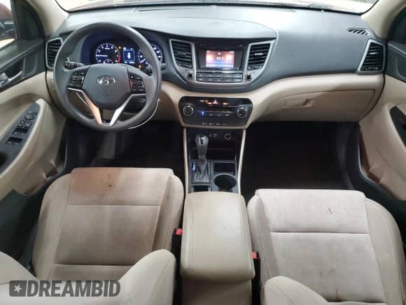 2016 Hyundai Tucson Sport z VIN KM8J33A21GU158794, wystawiony jako Copart lot #90137695 z przebiegiem 142 046 mil mil oraz Czysty tytuł • Clean title. Historia ofert i sprzedaży dostępna na DreamBid. Obrazek 8.