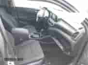 2019 Hyundai Tucson Sport z VIN KM8J33AL4KU951962, wystawiony jako IAAI lot #42455458 z przebiegiem 93 837 mil mil oraz . Historia ofert i sprzedaży dostępna na DreamBid. Obrazek 5.