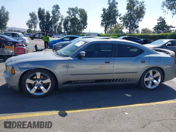 2007 Dodge Charger R/T with VIN 2B3KA53H77H891478, listed as a IAAI auction lot 43317039 with 123,347 mi miles and . Bid and sale history available at DreamBid. Image 13.
