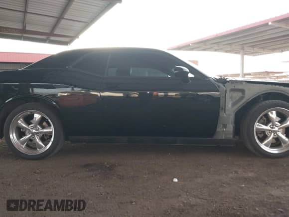 2012 Dodge Challenger R/T with VIN 2C3CDYBT7CH150005, listed as a IAAI auction lot 42809572 with 115,980 mi miles and . Bid and sale history available at DreamBid. Image 14.