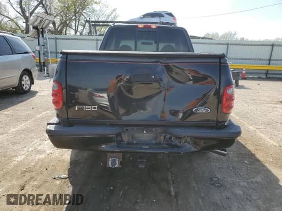 2000 Ford F-150 XL z VIN 2FTRX07L6YCA93968, wystawiony jako Copart lot #52541195 z przebiegiem 252 092 mil mil oraz Szkoda całkowita • Salvage title. Historia ofert i sprzedaży dostępna na DreamBid. Obrazek 6.